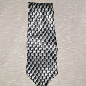 Geoffrey Beene neck tie